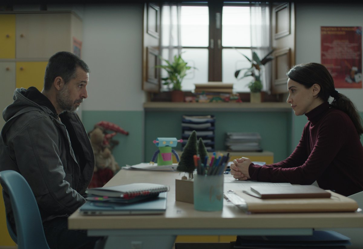 📚 ¡#UnHijoPelícula tendrá su première mundial en la Competición Internacional Oficial del #CIFF46 (Cairo International Film Festival)! Uno de los pocos festivales de Clase A del mundo.

🎞️ ¡Próximamente estreno solo en cines!