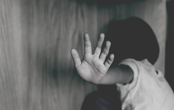 darkwebhaber's tweet image. Bursa&apos;da 13 yaşındaki kız çocuğunu kaçırıp cinsel istismara maruz bırakan 30 yaşındaki şahsa, &quot;iyi hal&quot; indirimiyle 15 yıl 10 ay hapis cezası verildi.