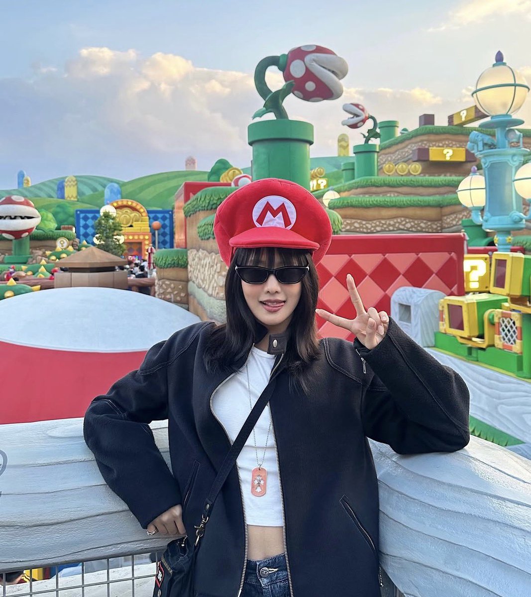 ♡ 𝐶𝑎𝑙𝑐𝑒 tweet media