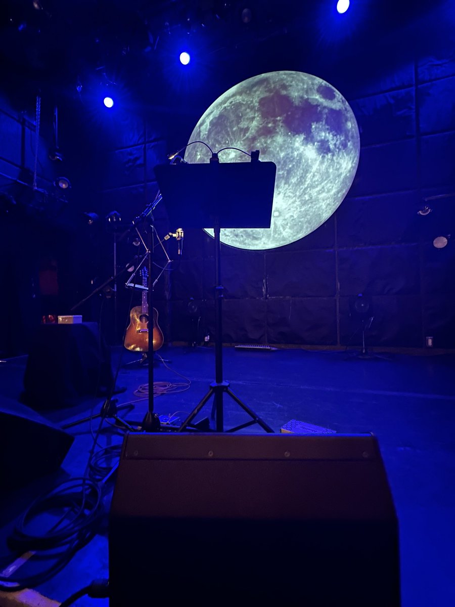 本日はここで〜♫😊 #片平里菜 #月見ル君想フ