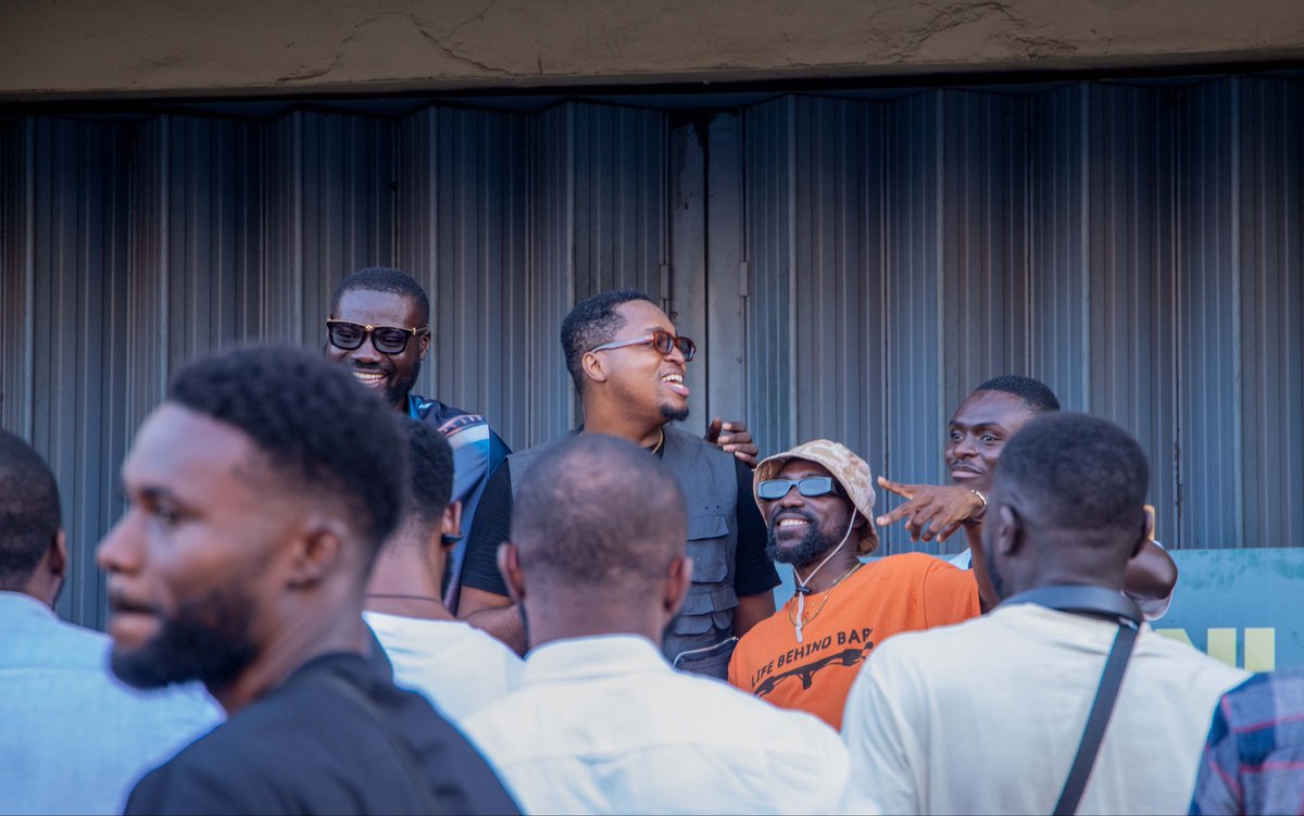 KOJO_Cue's tweet photo. Up in Adum with the squad … It was a wonderful time with the brotherhood … looking forward to doing it again soon.

Important announcement coming up within the next 48 hours … Stay Tuned.

#KANI A Bantama Story is Out Everywhere

Stream Here: https://t.co/LuS3AqCnzd 

📸 B4 https://t.co/R3SPStyfcq