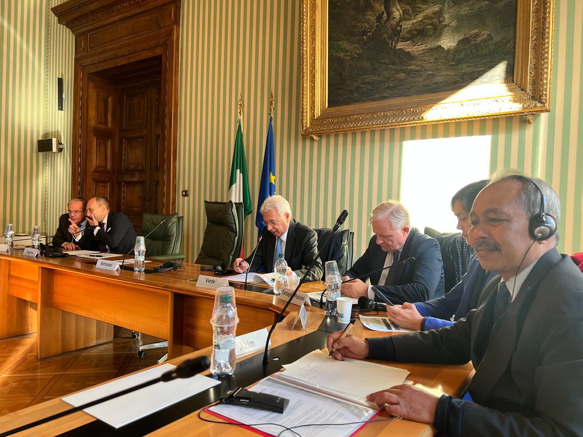 MYembassyRome's tweet photo. As part of ASEAN-Italy cooperation, SAC Mohd Asmadi Yusoff and Supt Wan Aedil Wan Abdullah of the Royal Malaysian Police are participating in the “Falcone-Borsellino” program, a training course on cybercrime and international economic crime, organised by… https://t.co/EqCnOVcG5B