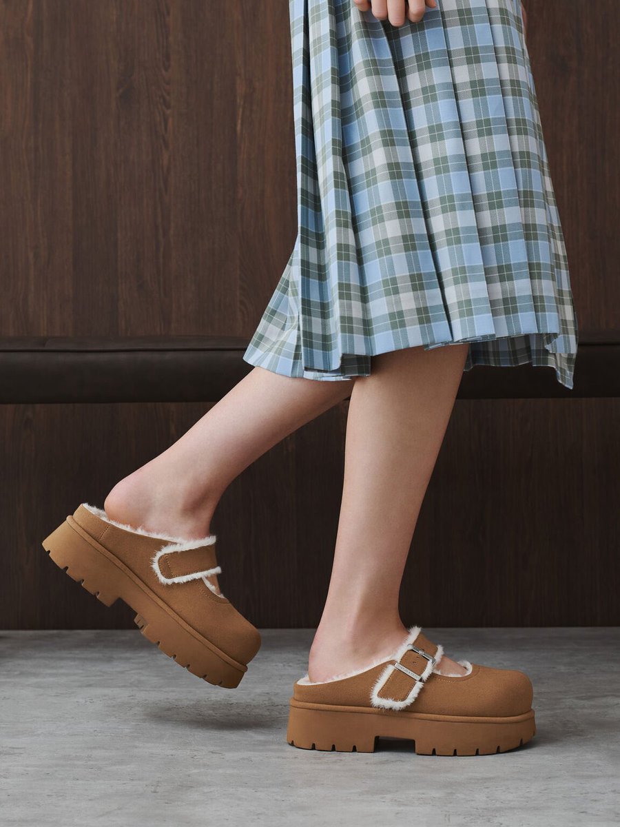 再入荷】Bergen ベルゲン テクスチャーファートリムバックル