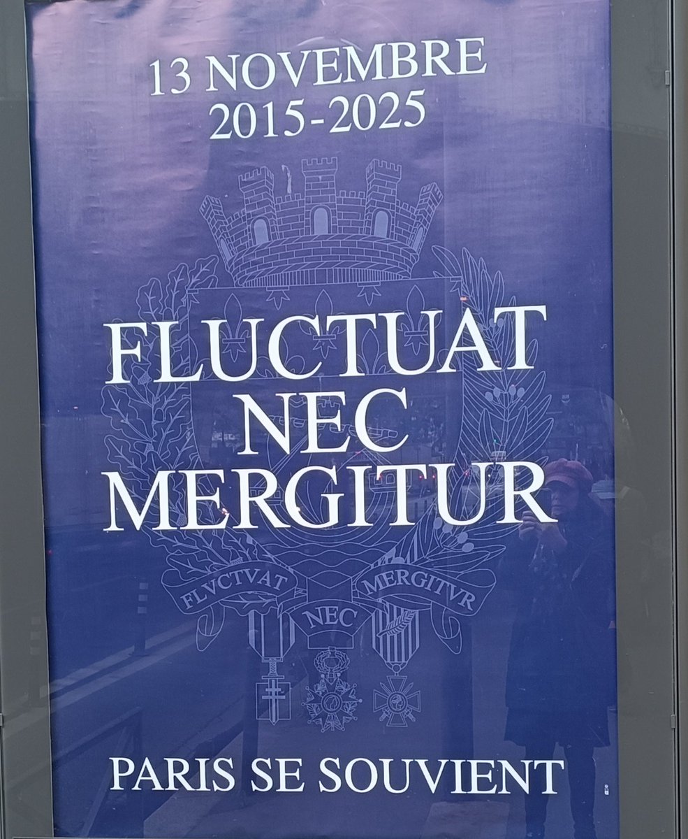 Le chagrin en partage. Sharing the grief.