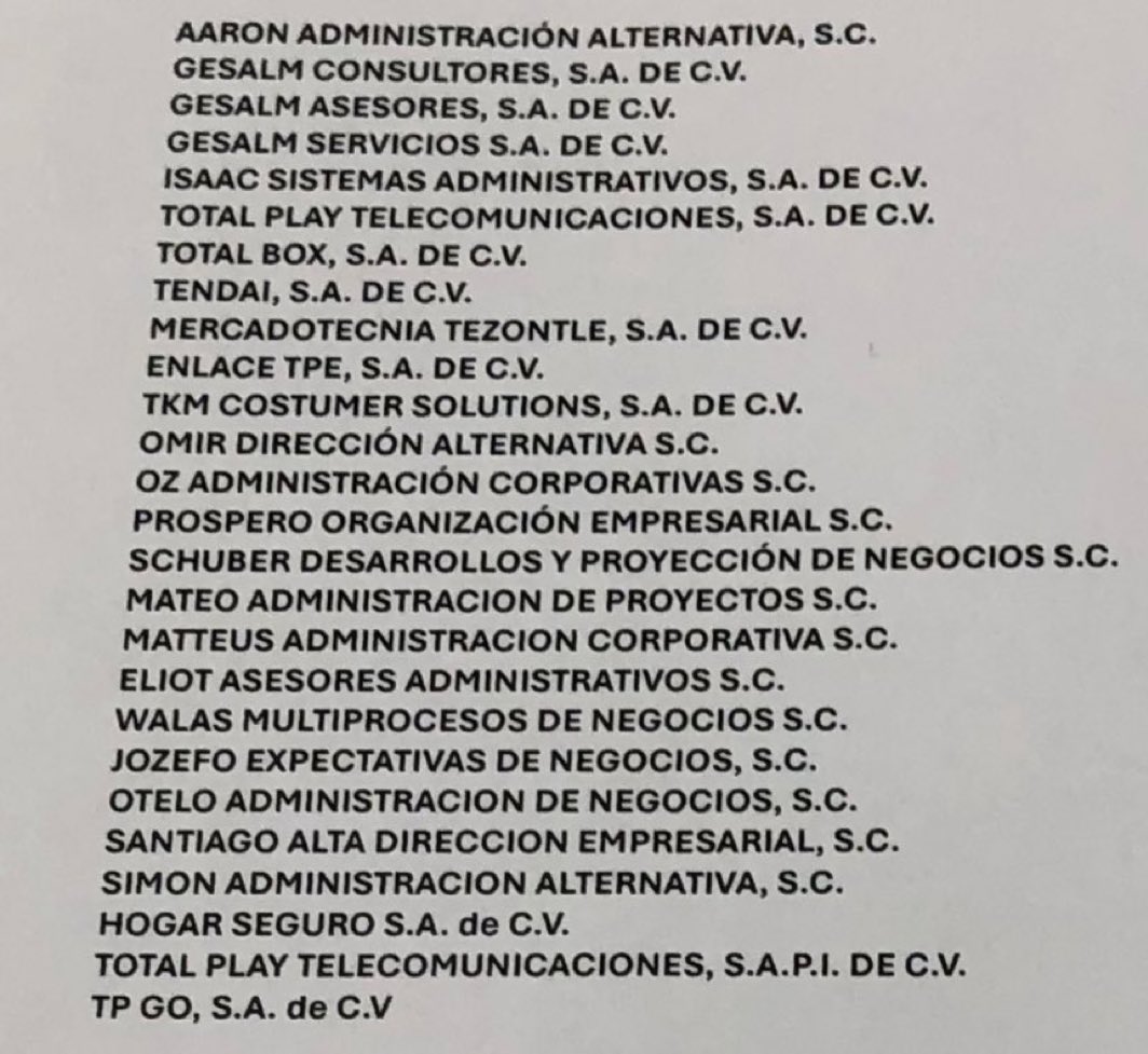 sabinaberman's tweet image. Salinas es ya un símbolo.  Pero digamos de qué. 

Del “patrón” que la ultraderecha quiere volver universal.  

No paga impuestos, ni Seguro Social, ni vacaciones, usa empresas patito p no cumplir esas y otras obligaciones con los trabajadores, prohíbe los sindicatos.