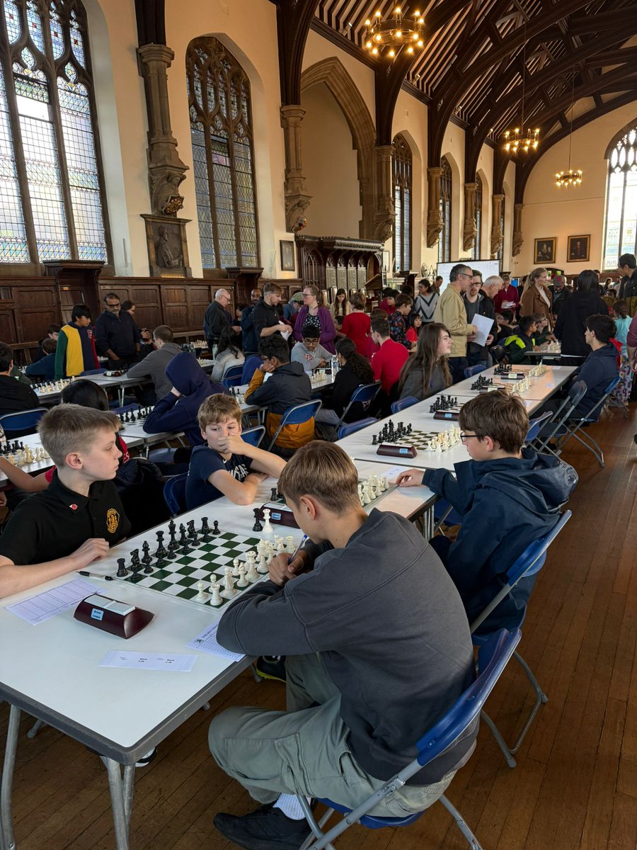 JBlackburnChess's tweet image. The week started off with a trip to Bristol for the national youth chess team champs. I brought the Staffordshire u18 squad and we had a great time! @BritishChess @StaffordshireCC #staffordshire