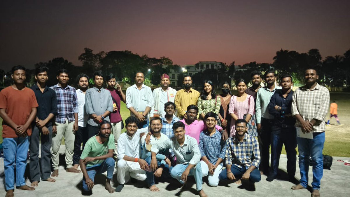 During his two-day visit to Visva-Bharati Central University, the hallowed institution founded by Gurudev Rabindranath Tagore, Sh. Ankit Shukla, National Secretary of ABVP, paid a heartfelt tribute to the ideals of Bharatiya culture and education.

His visit symbolized a deep