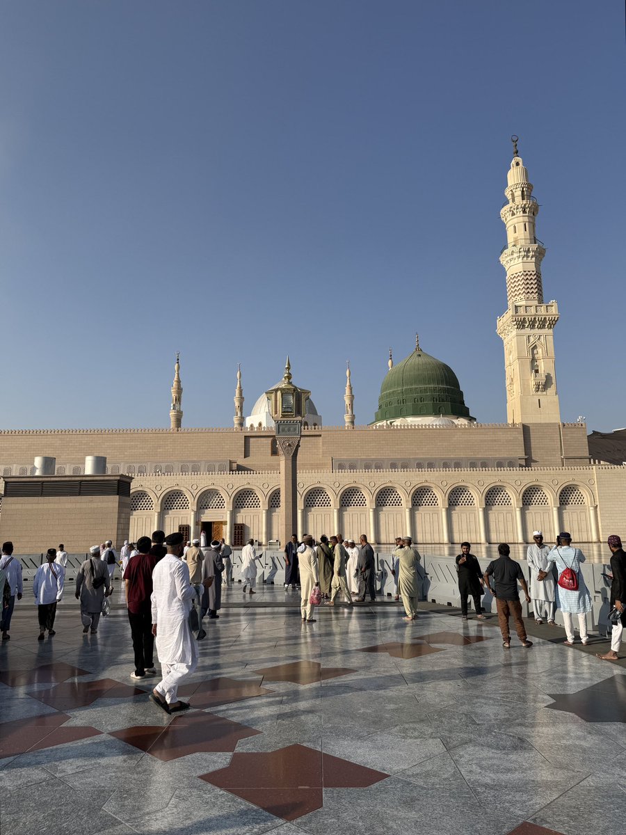 putranicholas1's tweet image. Madinah ❤️