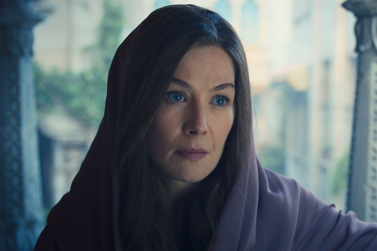 RadioTimes's tweet image. #TheWheelOfTime star Rosamund Pike speaks out on show&apos;s cancellation and reveals the chances of it ever returning

radiotimes.com/tv/fantasy/whe…