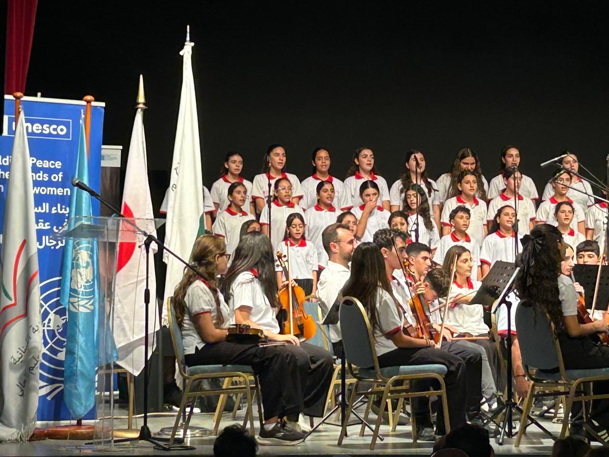 Ambassador Magoshi joined the El Sistema Lebanon concert where young musicians showed how music can inspire hope and resilience🎶

Japan is proud to support El Sistema’s work through <a href="/UNESCOBEIRUT/">UNESCO BEIRUT</a> Mental Health and Psychosocial Support Programme.

#EmbassyofJapan #UNESCO #MHPSS