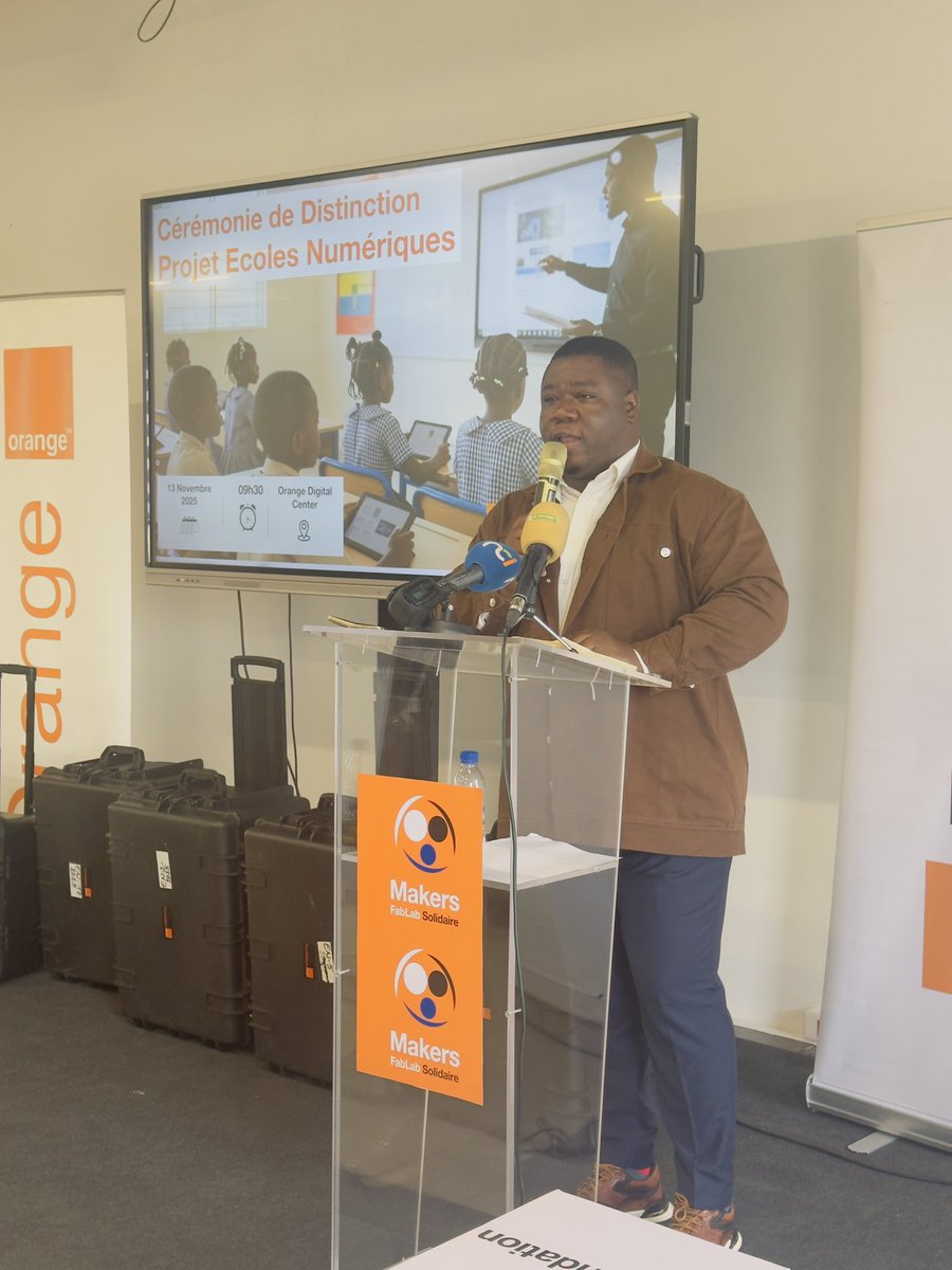 CI_Orange's tweet image. 🎉 Bienvenue à toutes et à tous !
Dans quelques instants débute la cérémonie de distinction du #ProjetÉcolesNumériques de l’Orange Digital Center.
Ensemble, célébrons l’innovation, l’éducation et le numérique ! 💡📚

#ODC #OpérateurDigitalEngagé