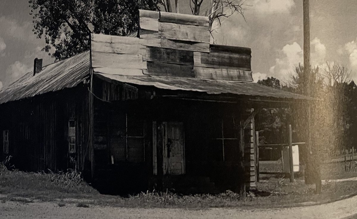Clack Grocery Store at Clack cotton-farming community in Desoto County Mississippi. This grocery shop served a dual purpose: to provide food &amp; to be a major meeting place for Saturday nights jukers. By late 1928 this was a regular place for #RobertJohnson to perform...