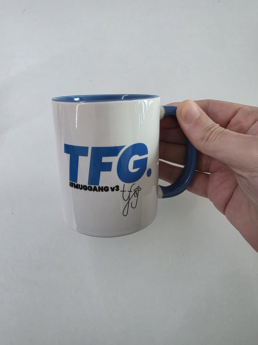 OneHiddenSalami's tweet image. I received today the best gift ever from the best streamer i like and support @FriendlyGuyTTV. I want to thank you for all the good fun and time you give all of us and want to say sorry from being away for the past period. I hope i can come back soon to actively support you ❤️