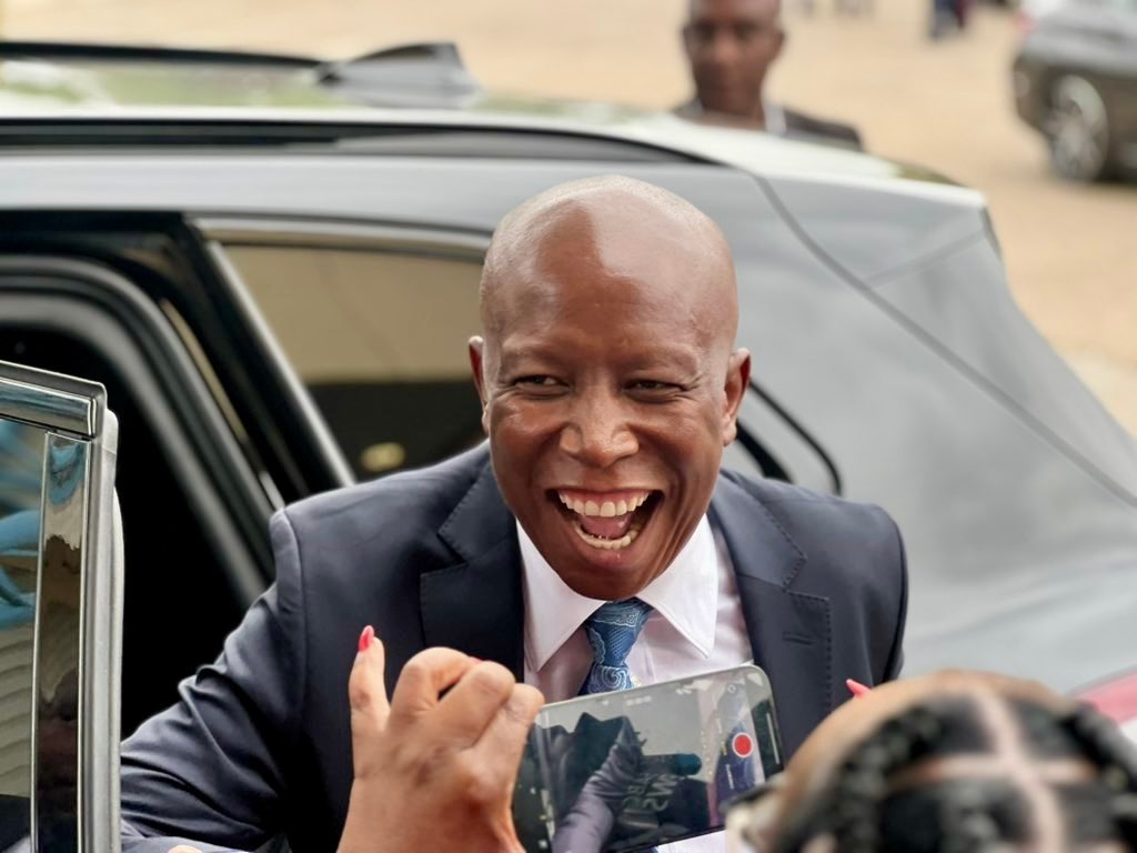 " If the shoe fits wear it, it doesn't matter whether its a big size or small size"  CiC Julius Malema to Sauls

Chair : I've been cationing you hon Sauls, and the next time I will give you a red card and red card means you will leave the proceedings🤣🤣
