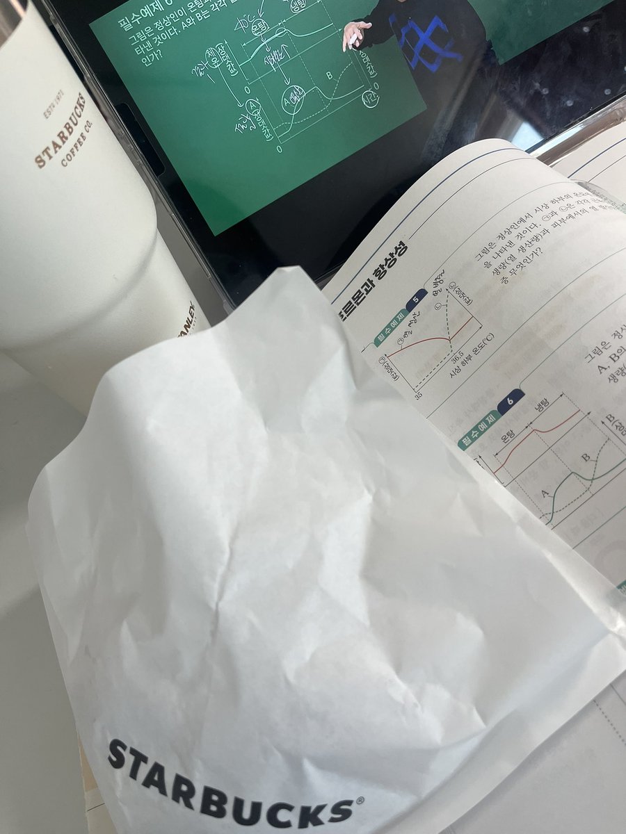 gomigo09's tweet image. #공부계트친소 #공부계_트친소
#team09 #검정고시

27수능 준비하는 자퇴생입니다🙈
흔적 다 찾아가요 !!