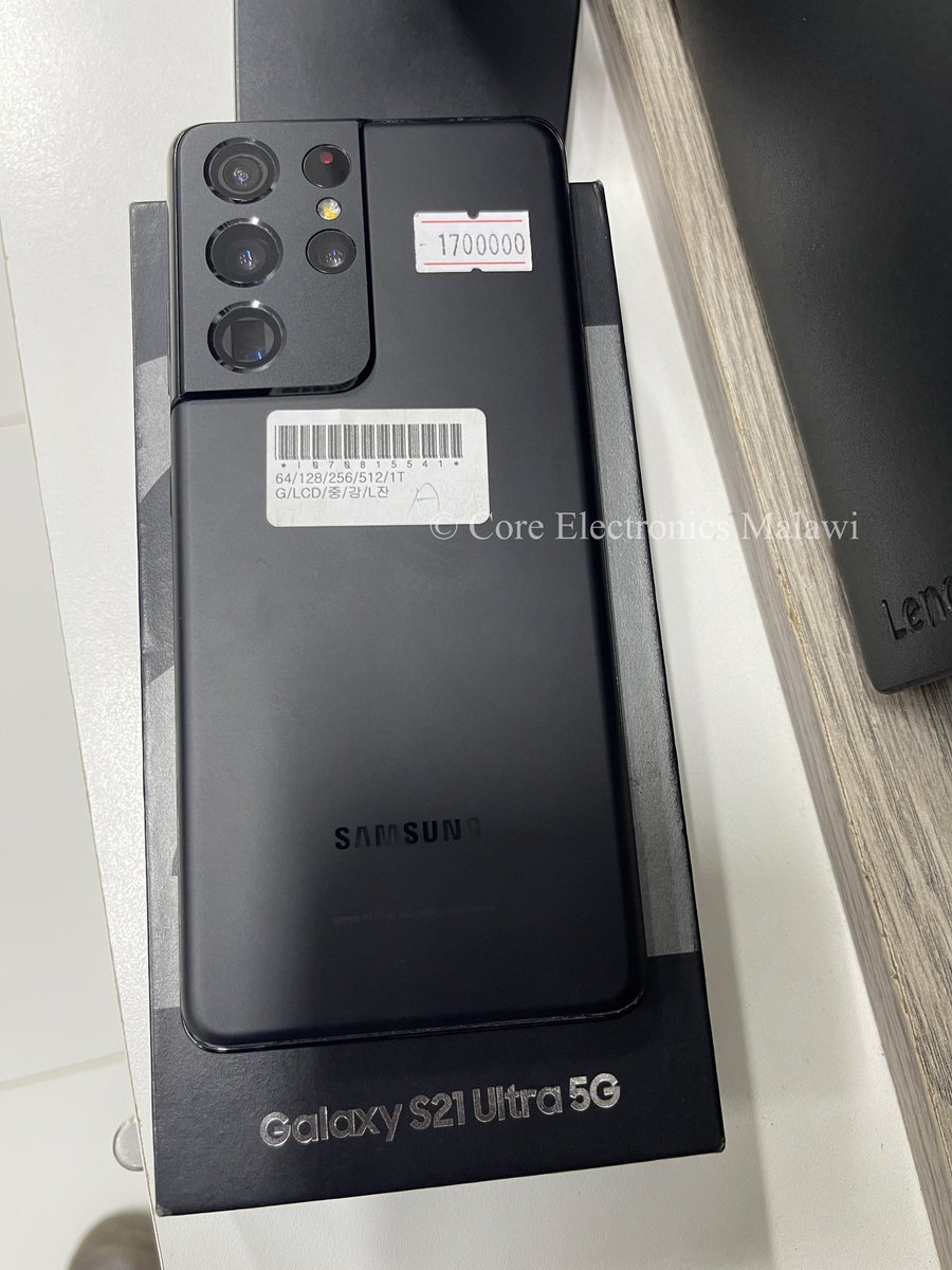 CoreMalawi's tweet image. Buy Samsung Galaxy S21 Ultra 5G( Black &amp;amp; Silver colors)  | 12GB RAM | 256GB Internal Storage | 108MP/40 MP | 5000mAh Battery | 16.8” AMOLED Display | Going at K1,700,000.00 | Contact: 0995 47 01 74
#coreelectronicsmalawi #samsung #GalaxyS21Ultra