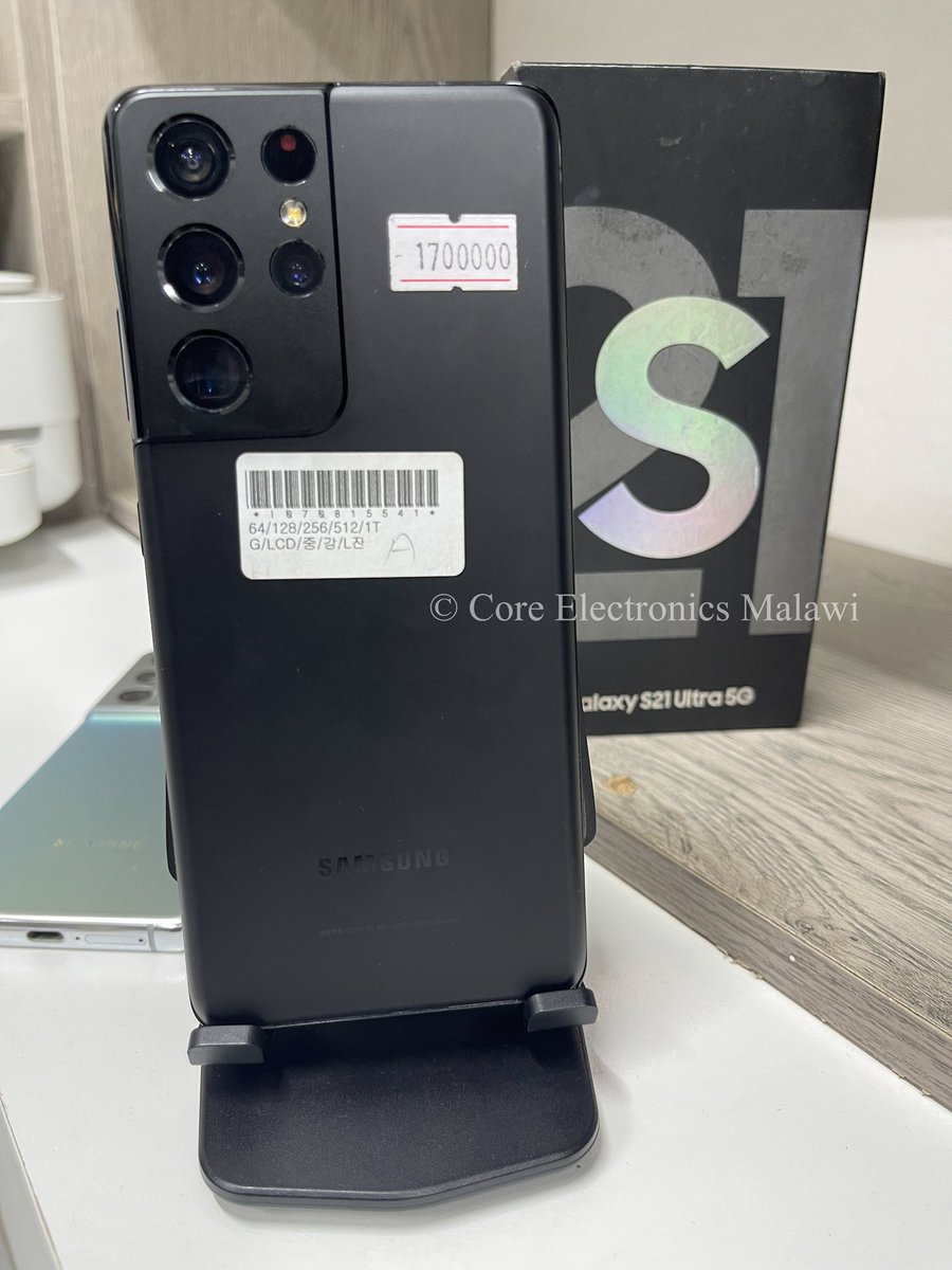 CoreMalawi's tweet image. Buy Samsung Galaxy S21 Ultra 5G( Black &amp;amp; Silver colors)  | 12GB RAM | 256GB Internal Storage | 108MP/40 MP | 5000mAh Battery | 16.8” AMOLED Display | Going at K1,700,000.00 | Contact: 0995 47 01 74
#coreelectronicsmalawi #samsung #GalaxyS21Ultra