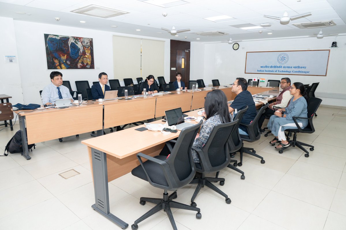 iitgn's tweet image. #IITGN has signed an MoU with Japan’s Nagoya Institute of Technology #NITech to strengthen academic collaboration and promote student &amp;amp; faculty exchanges. The MoU reflects IITGN’s commitment to #Globalpartnerships and international learning opportunities.
#India Japan @PIB_India