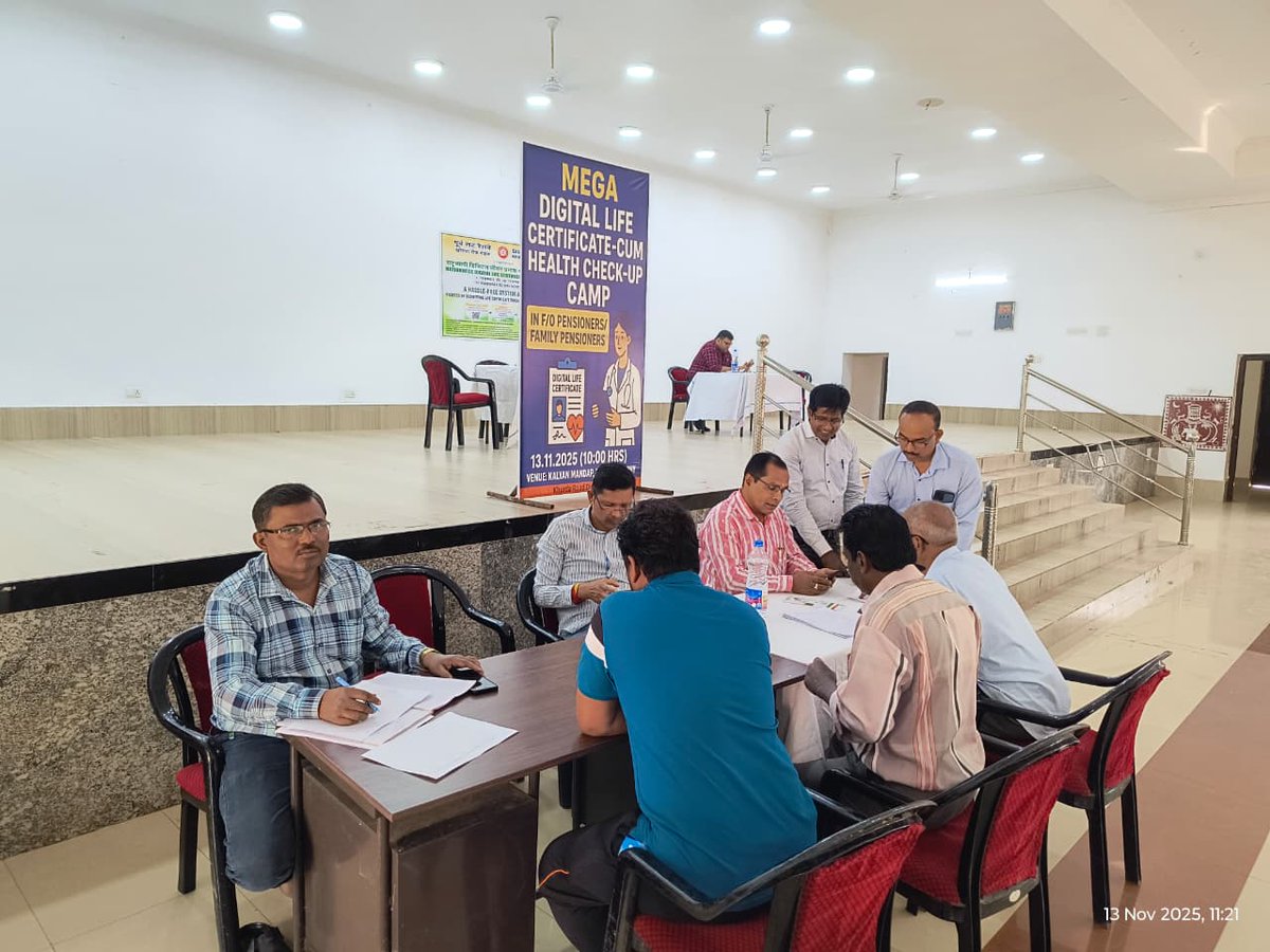 DRMKhurdaRoad's tweet image. Khurda Road Division appeals to all Railway Pensioners &amp;amp; Family Pensioners to attend Mega DLC Camps at nearby locations for smooth, timely submission of Digital Life Certificates.

#PensionersService #DigitalIndia

#DigitalLifeCertificate #RailwayPensioners

@RailMinIndia