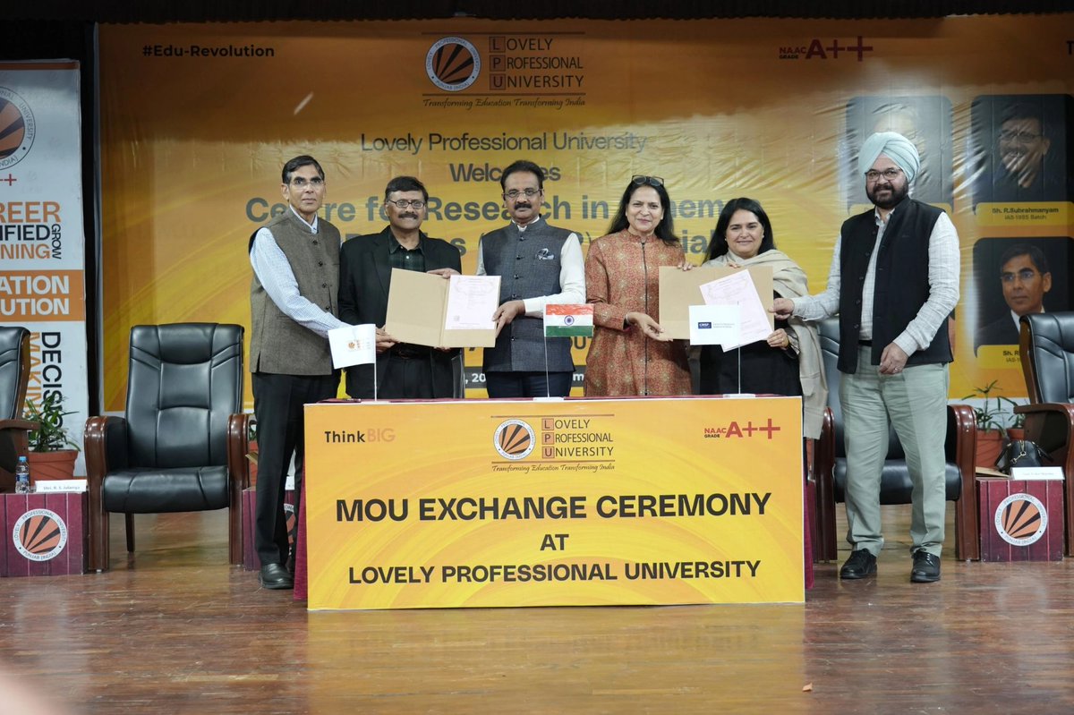 CRISPINDIA1's tweet image. CRISP and  Lovely Professional University (LPU) have signed an MoU to advance public policy education and skills-based learning.
The partnership includes Public Policy courses, Apprenticeship Embedded Degree Programmes, expert lectures &amp;amp; joint research initiatives.
@lpuuniversity…