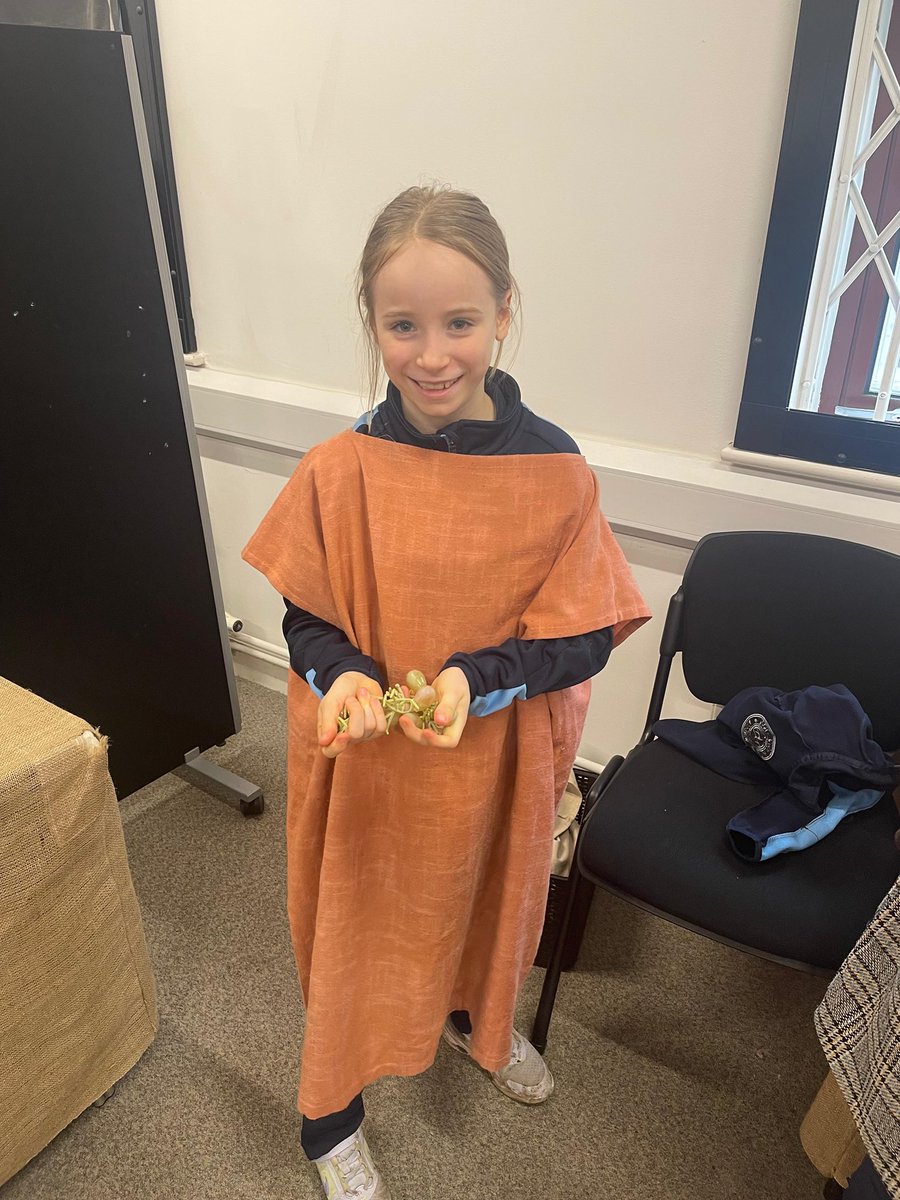 UptonHumanities tweet media