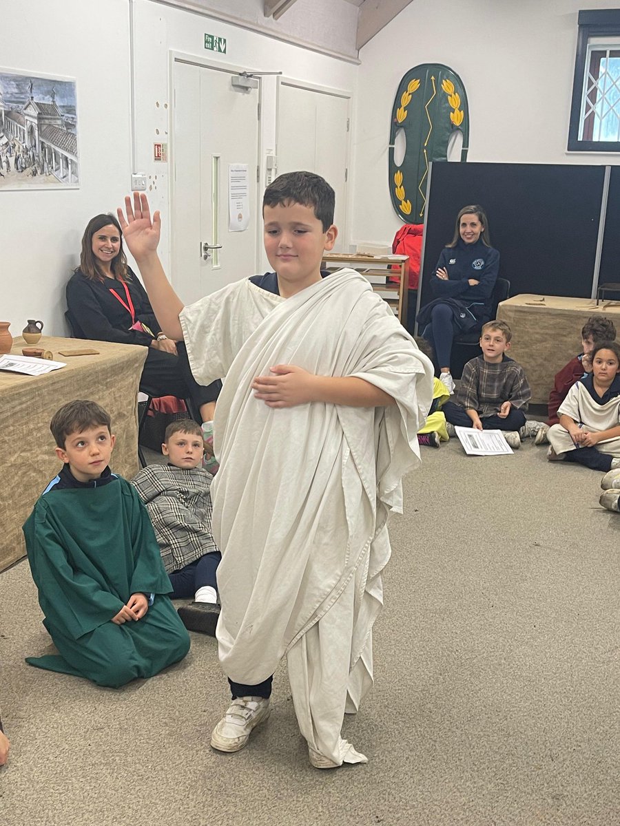 UptonHumanities tweet media