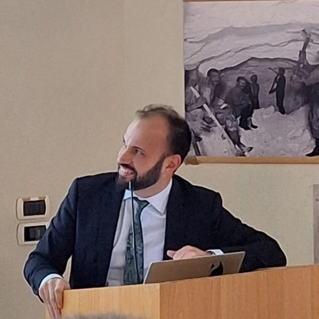 Lcanova94's tweet photo. It has been an amazing ride! My 4 years of residency have come to an end. I have met and learnt from so many amazing people during these years. Thank you, now off to a new adventure. https://t.co/sc0iU1iYz0
