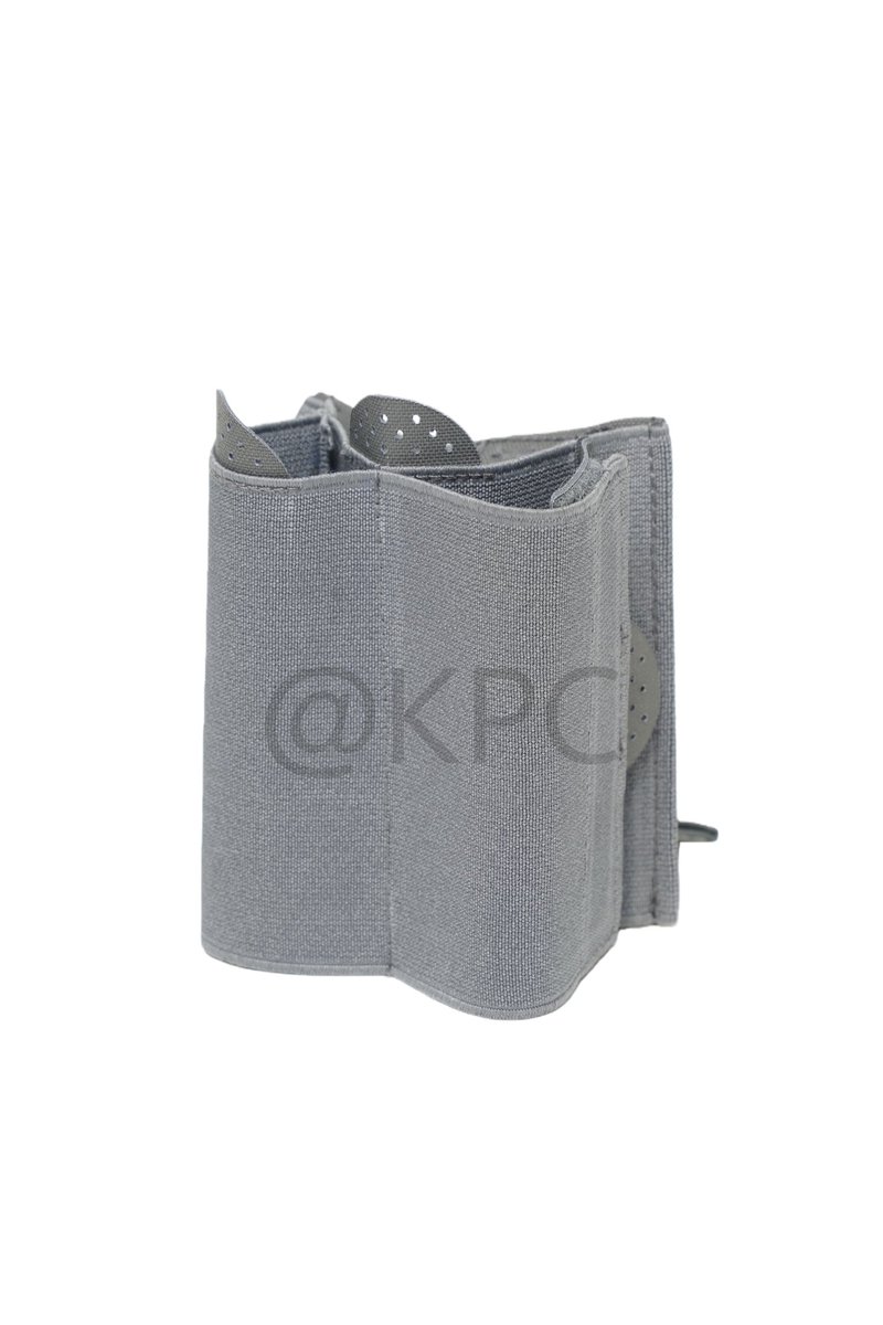 kpc_bo's tweet photo. We have released three new products,：
1️⃣Prc152 radio pouch
2️⃣40mm X2 pouch
3️⃣elastic band storage pouch.

All priced are 68 €，We provide international transportation services (not free)
If you need to order or know more, please DM me. Thank you for watching and forwarding.🫶🍀 https://t.co/F3hYo1JCAQ