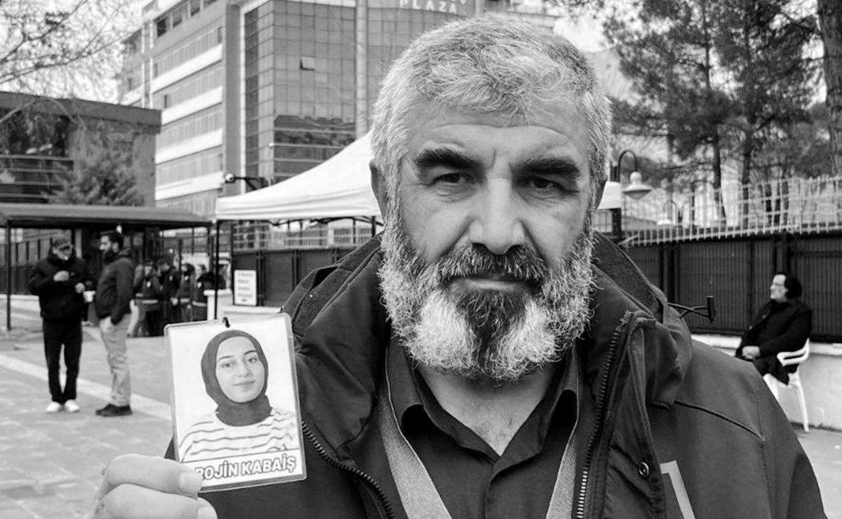 Bu ülkede bir kadının ölümü, raporlara bırakılacak kadar önemsiz görülüyorsa, Rojin Kabaiş örneği bize sistemin vicdansızlığını gösteriyor. 

Adalet ertelenemez, failleri bulun!