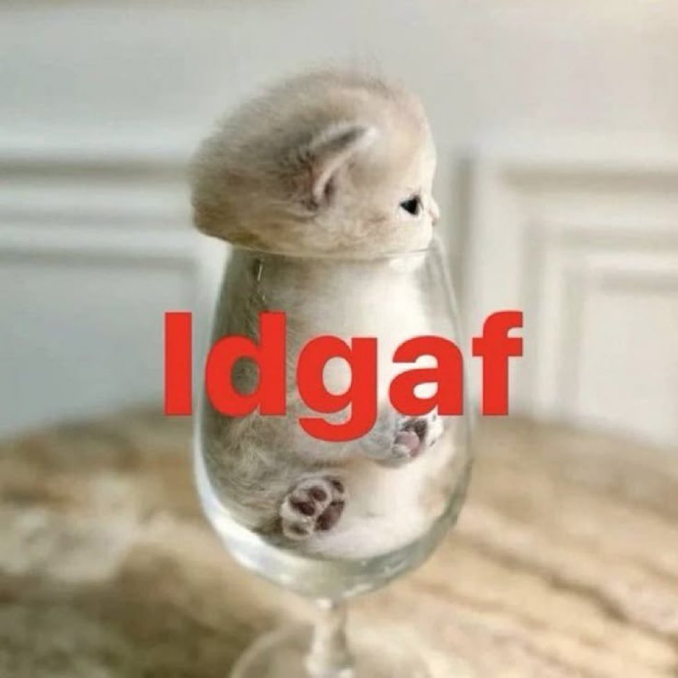 experimentsla1n's tweet image. my inflated ego is preventing me from texting first so im gonna keep using my mind powers to elicit a text from Them