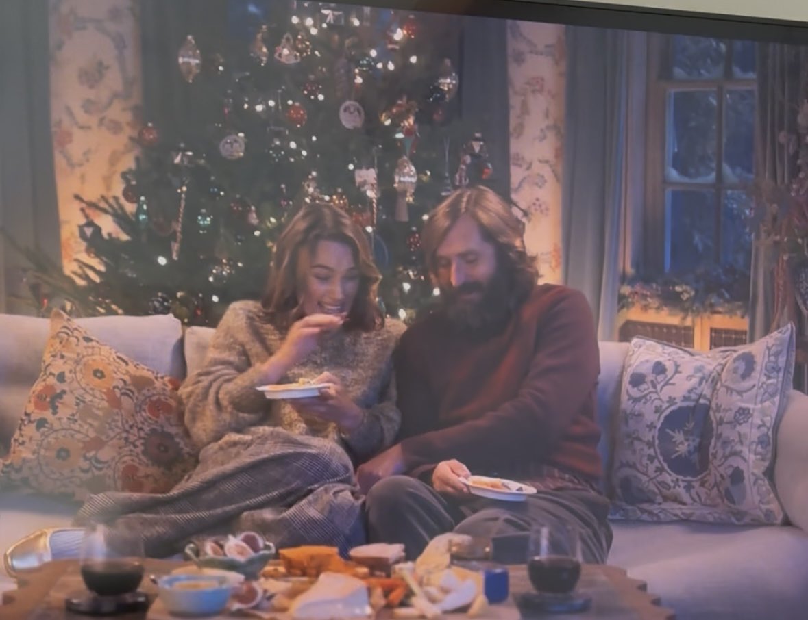 Rob__Friar's tweet image. @jimmycarr night have his tax-lite millions but it’s @gillinghamjoe that’s winning at life
Getting to work with @keiracknightley has to be an elite level career highlight
@waitrose ad.