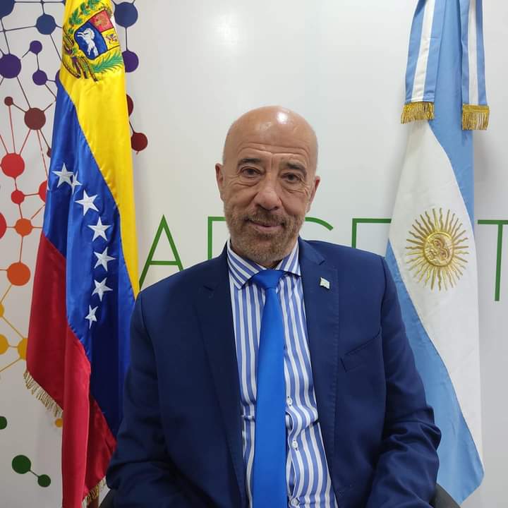 📻 #Ahora en #WakeUp | <a href="/oscarlaborde/">Oscar Laborde</a> , Ex presidente del PARLASUR - <a href="/maurofederico/">Mauro Federico</a> <a href="/SolRGarnica/">Sol Rodriguez Garnica</a> <a href="/Diegokol/">Diego Kolankowsky</a>

👉Crecen las versiones sobre el faltazo de Milei al Mercosur y aumenta la tensión con Lula da Silva