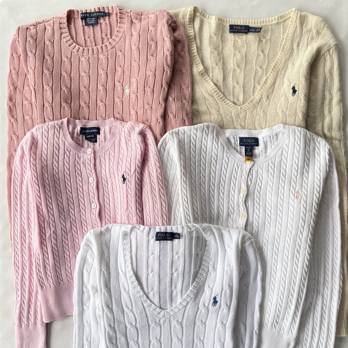 strrrie's tweet image. ͟͟͞͞  ♡ Preview Polo Ralph Lauren 🏇
❄️🧦𝑻𝒉𝒆 𝑾𝒊𝒏𝒕𝒆𝒓 𝒔𝒆𝒕 ⛄️🌲
( ของแท้ 100% ทุกชิ้น )

🗓️ลง 14/11 | 20.00 น.
ค่าส่ง 40฿ 
💌 รี / ปัก ส่งฟรี ❕

#poloralphlaurenthailand #poloralphlauren #ส่งต่อเสื้อผ้า #ส่งต่อเสื้อผ้ามือสอง #ส่งต่อ #โล๊ะตู้ #หมวกpolo #ส่งต่อpolo