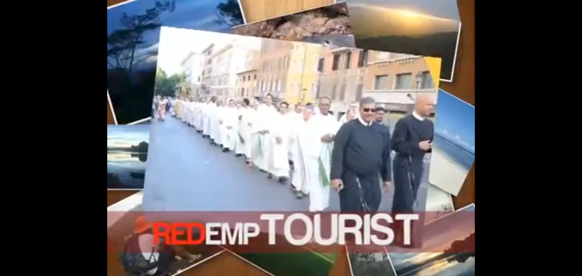 venedict1991's tweet image. 何度も話すがレデンプトール修道会の修道服、
和服みたいなデザインで腰帯も警備の帯革みたいにベルトで留める、
マジックテープで留め帯を締めるタイプがあるみたい？
ロザリオはコンベンツァル聖フランシスコ修道会の修道服に着装のよりも長い！？
#至聖贖罪主修道会
#レデンプトール修道会 #CSsR