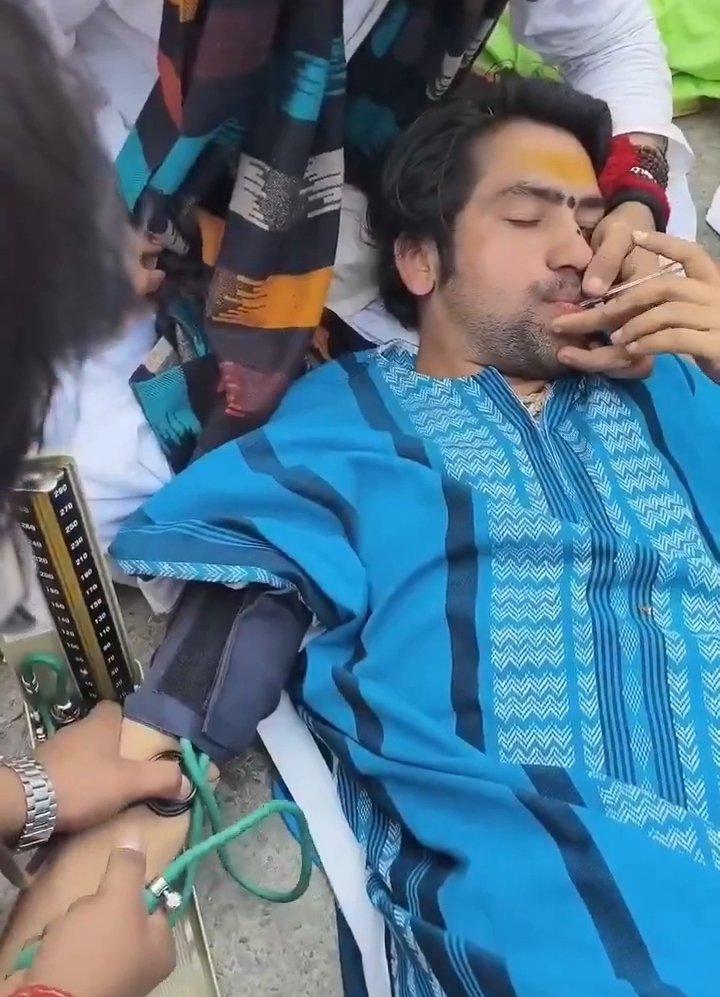 Kya hua hai koi batayega