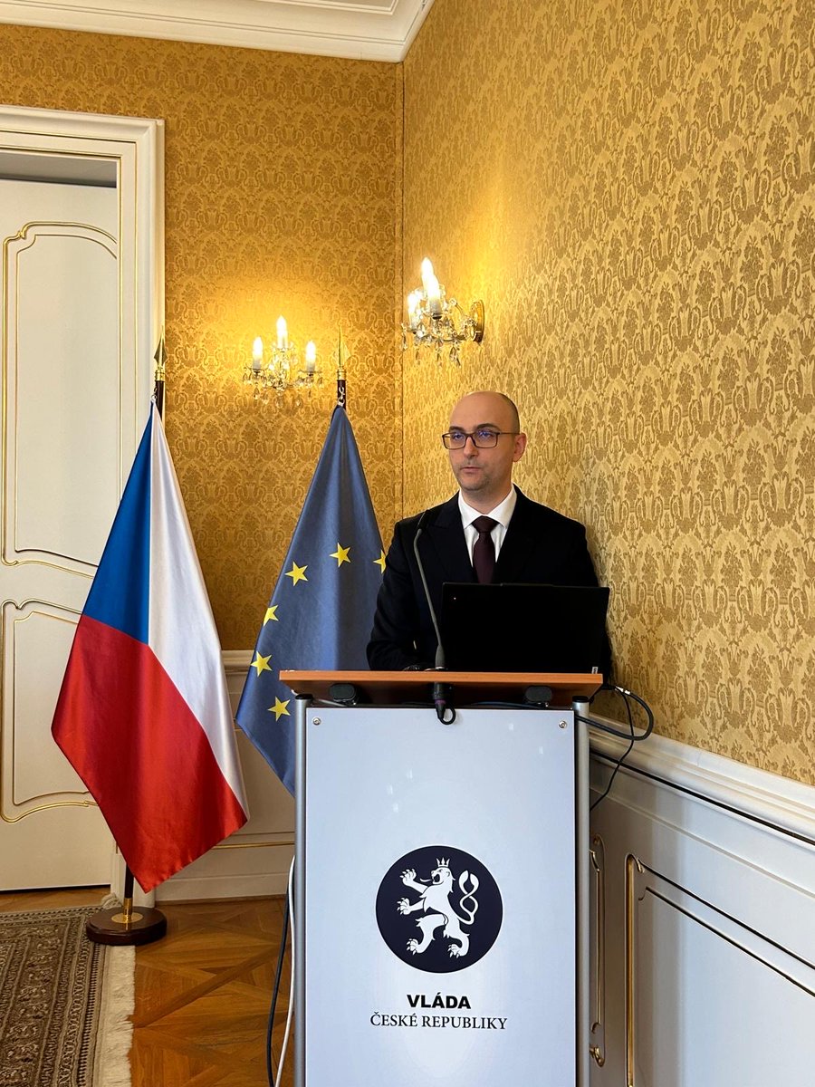 Rządowe Centrum Legislacji tweet media