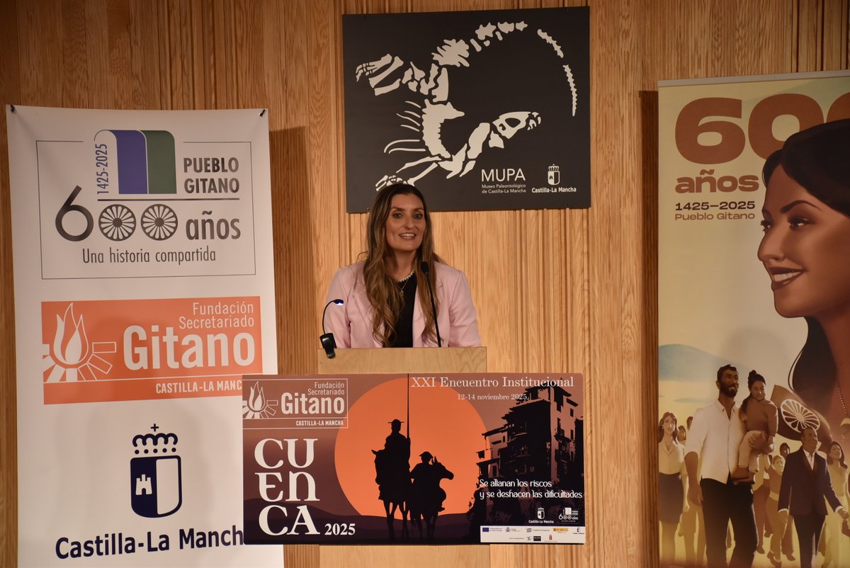 gitanos_org's tweet photo. Celebramos nuestro XXI Encuentro Institucional Anual. Un Encuentro enmarcado en la celebración de los #600añosPuebloGitano y la declaración de 2025 como Año del Pueblo Gitano en España por el Gobierno.  ➡️https://t.co/z46tapQOVv
 @gobjccm @aytocuenca #FondosEuropeos https://t.co/v6gVXVdS1K