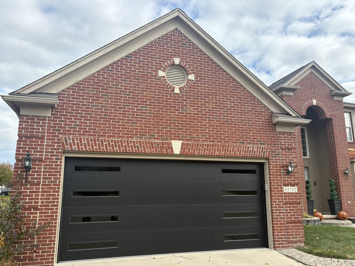 PremierGD's tweet image. “The Choice is Clear, Call Premier!”