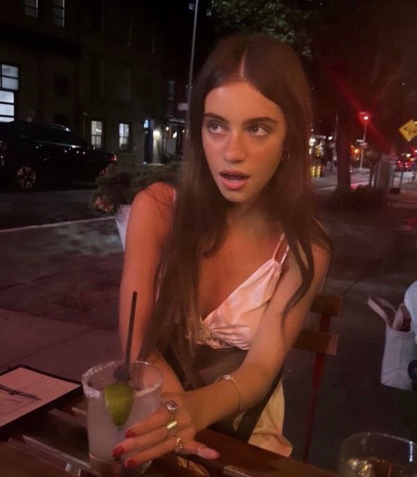 “He has how many $APU NFTs?”