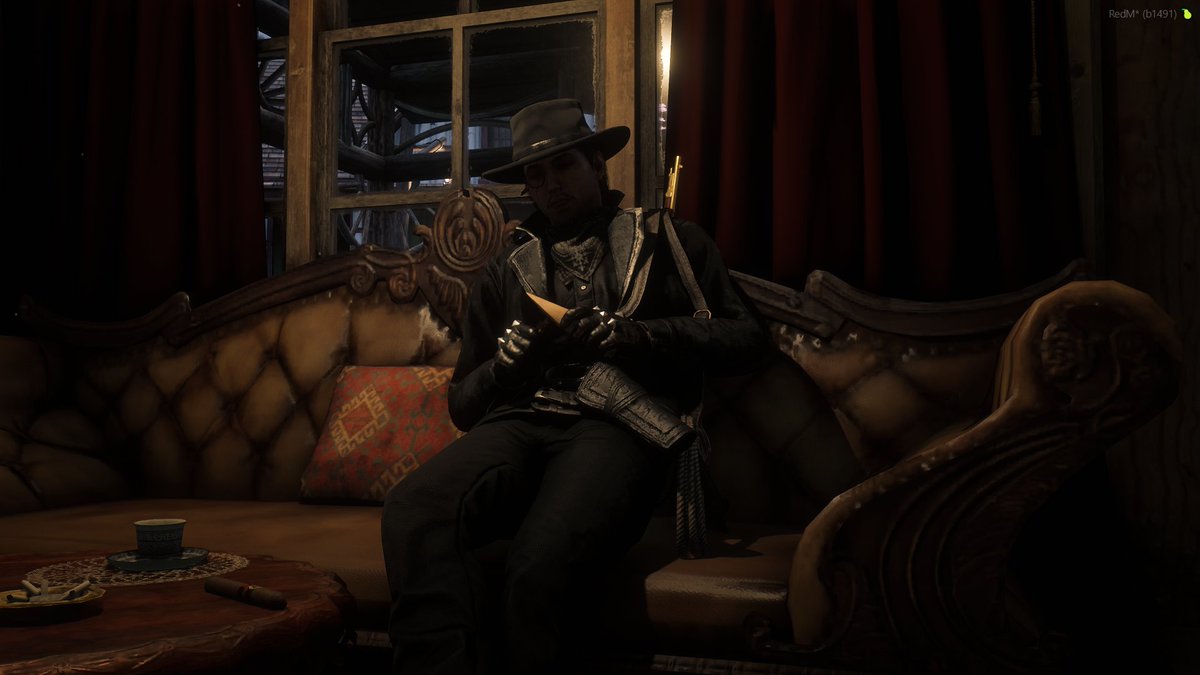 Els Lucius tweet media