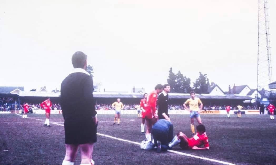 ExAfcb's tweet image. Oxford 3 v 2 #Afcb 1984