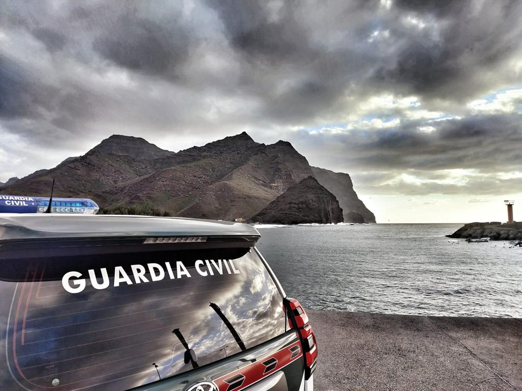 Os deseamos un feliz día y que podáis disfrutar del ocio. 

Seguimos velando por tu #seguridad.

#FelizSábado #SeguridadCiudadanaGC