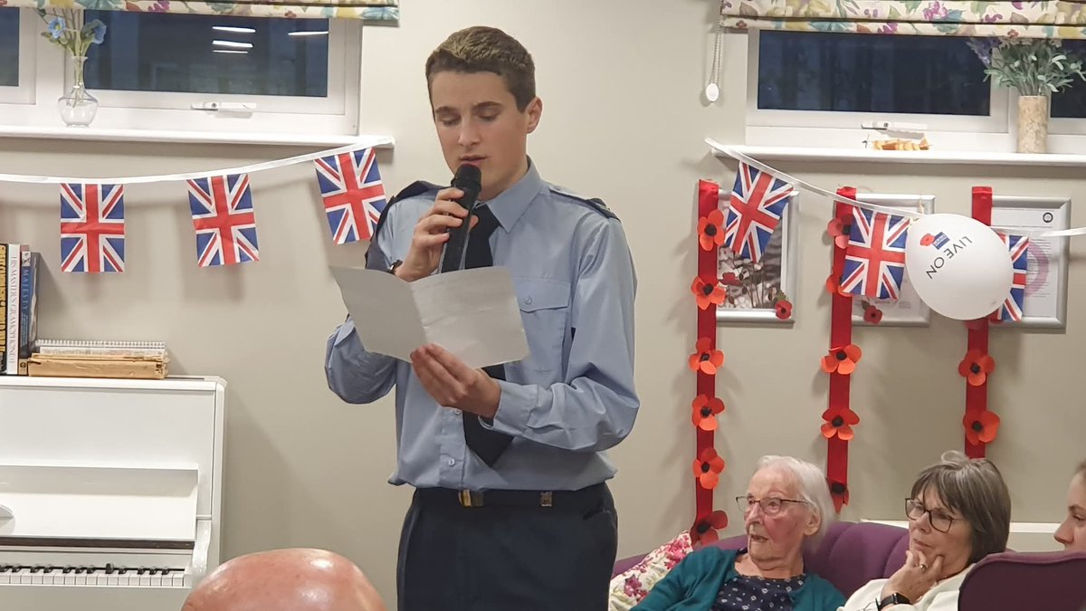 BromsSchool's tweet image. As part of the CCF&apos;s Remembrance activities, Lower Sixth NCOs and Cadet RSM Isabel M visited Chandler Court Care Home. They entertained the residents with poetry and music, and shared stories with the veterans.

#BromsCCF #RemembranceDay #LocalCommunity