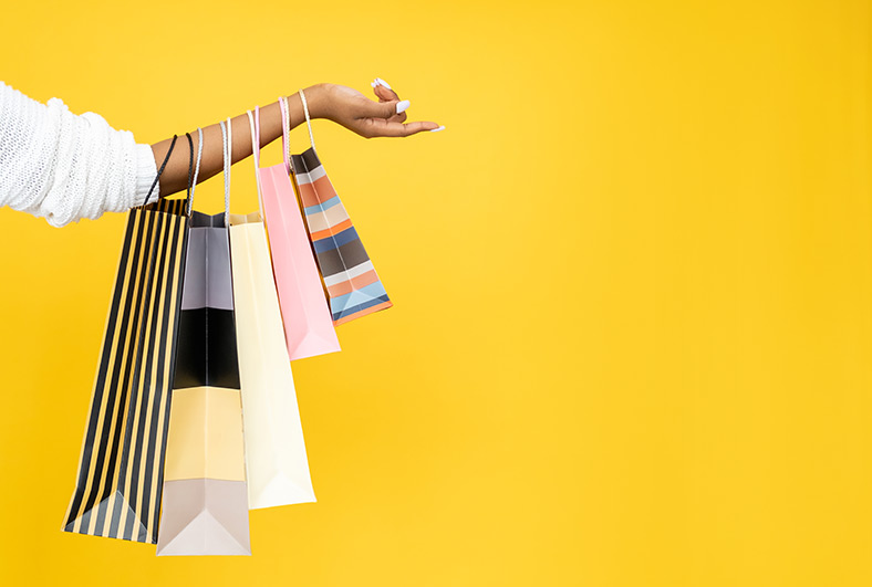 ResponseSource's tweet image. Calling all UK retail journalists and broadcasters covering #BlackFriday, #CyberMonday, and beyond - here is a handy list of retail experts ready to provide comment and commentary for your money saving news and features this season 🛍️

➡️tinyurl.com/bdechthe