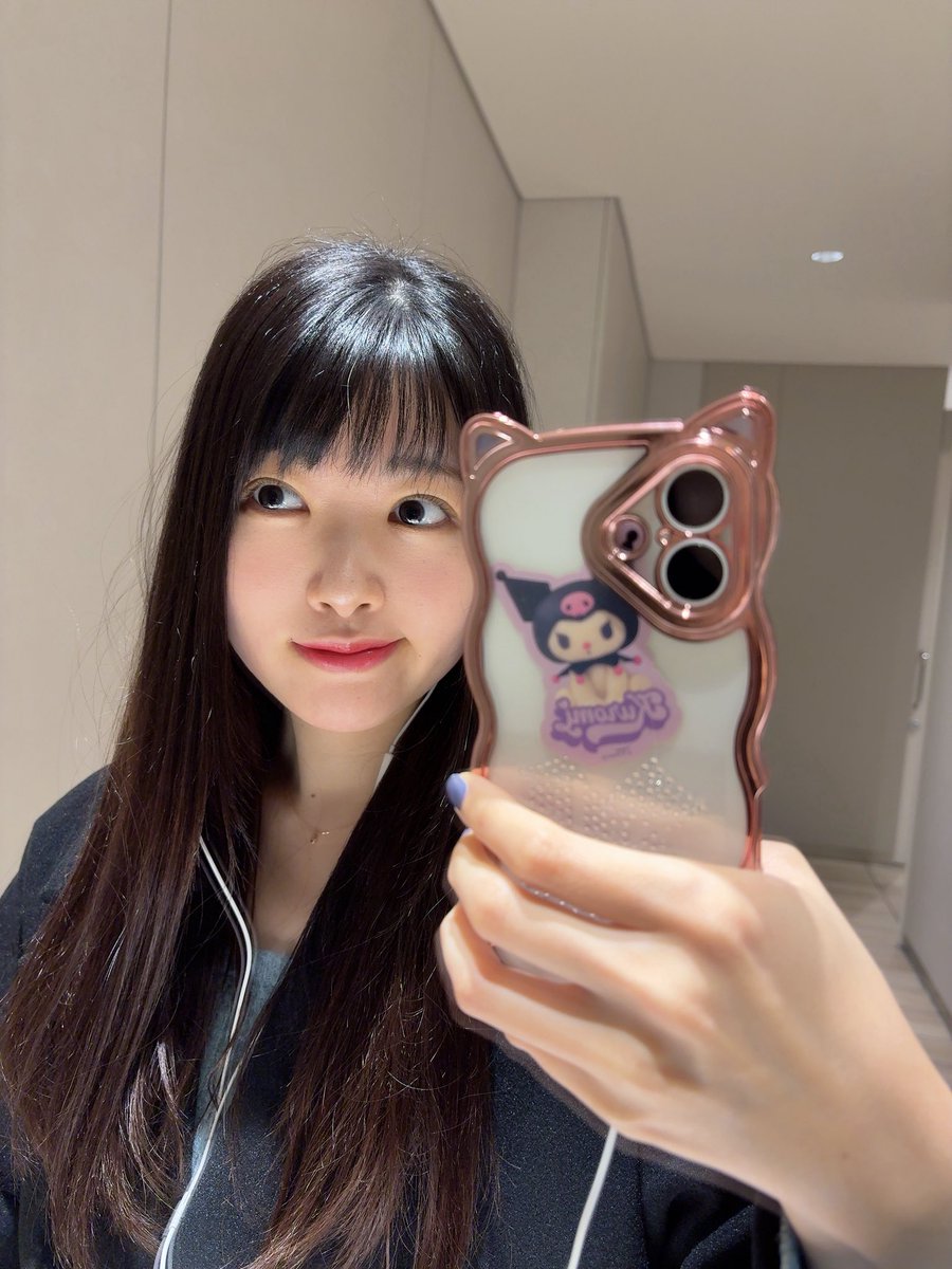 le___anciel's tweet image. 新しいコートを手に入れたので、とりあえずニンマリしてみました( ◠‿◠ )