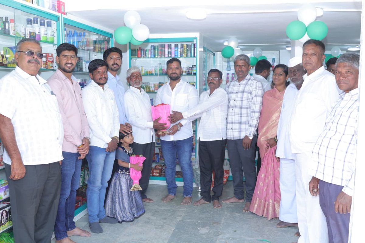 Genericartmed's tweet image. 💊 #Kadegaon, we’re here! Genericart Branch No. 1719 is now open! 🎉
Get WHO-GMP approved medicines with Quality Control Reports &amp;amp; save up to 90% on essential medicines. Trusted care, big savings for every family! 💚
#Genericart #AffordableHealthcare #WahiKaamSahiDaam