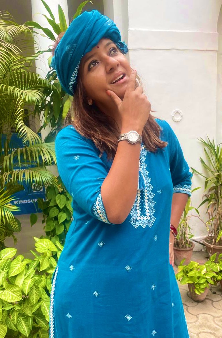 अब की बार सर फुटव्वल! 
वैसे ये #ExitPoll वाले किससे बात करते हैं? कहीं Exit Poll खुद ही ना Exit हो जांए ! #BiharPollResults #Elections (कृपया अन्यथा लें 😀) #Politics #Satire 
फ़ोटूग्रैफर - <a href="/Smita_Sharma/">Smita Sharma</a>