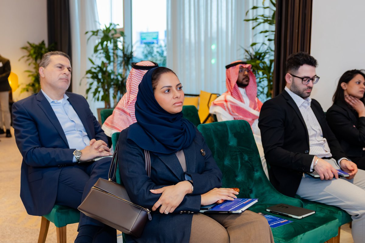 How did the world see FII9? 🌍

The upcoming FII Global Insights Report 2025 reveals CARMA’s analysis of global media sentiment, conversations, and narratives shaping FII9’s reputation and lasting impact.

Pre-subscribe: bit.ly/4hYYs66