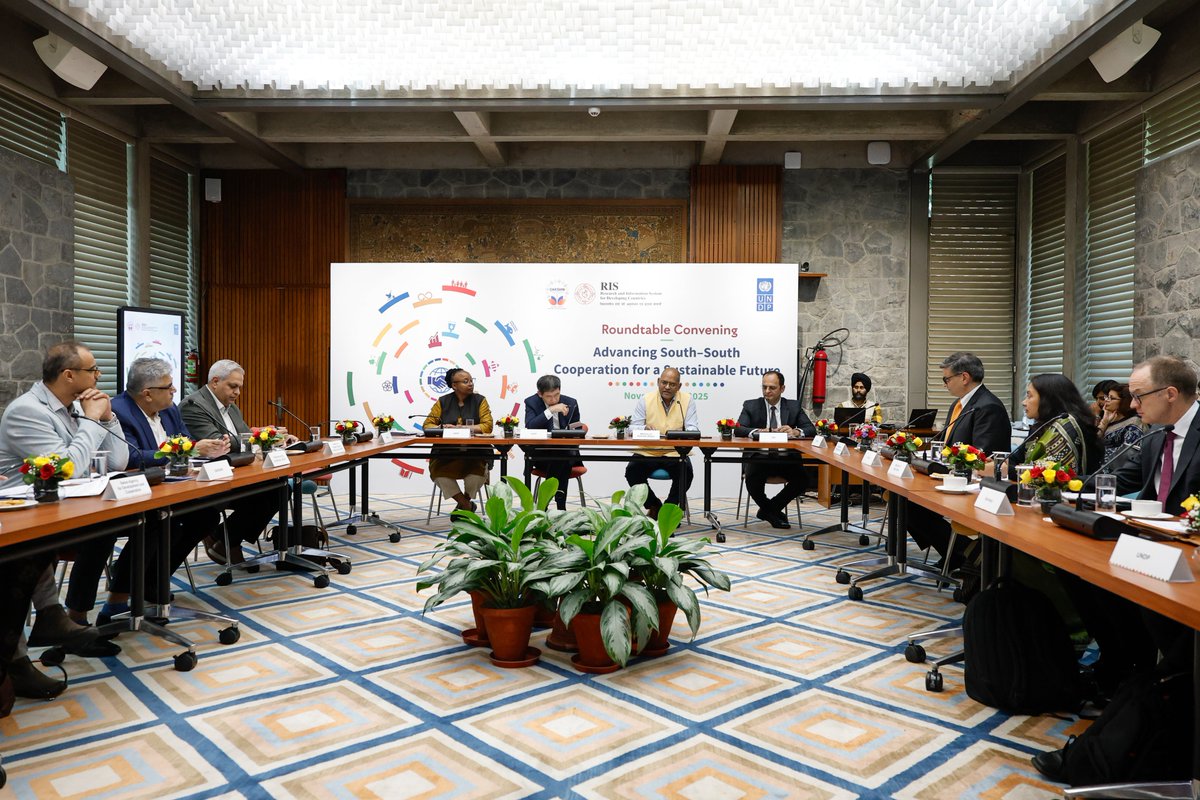 India continues to shape global development—not just with impact at scale, but also by sharing solutions that empower the Global South.

RIS, in partnership with <a href="/UNDP_India/">UNDP India</a>  in India, brought together partners from the #GlobalSouth, #GlobalNorth, and international coalitions in