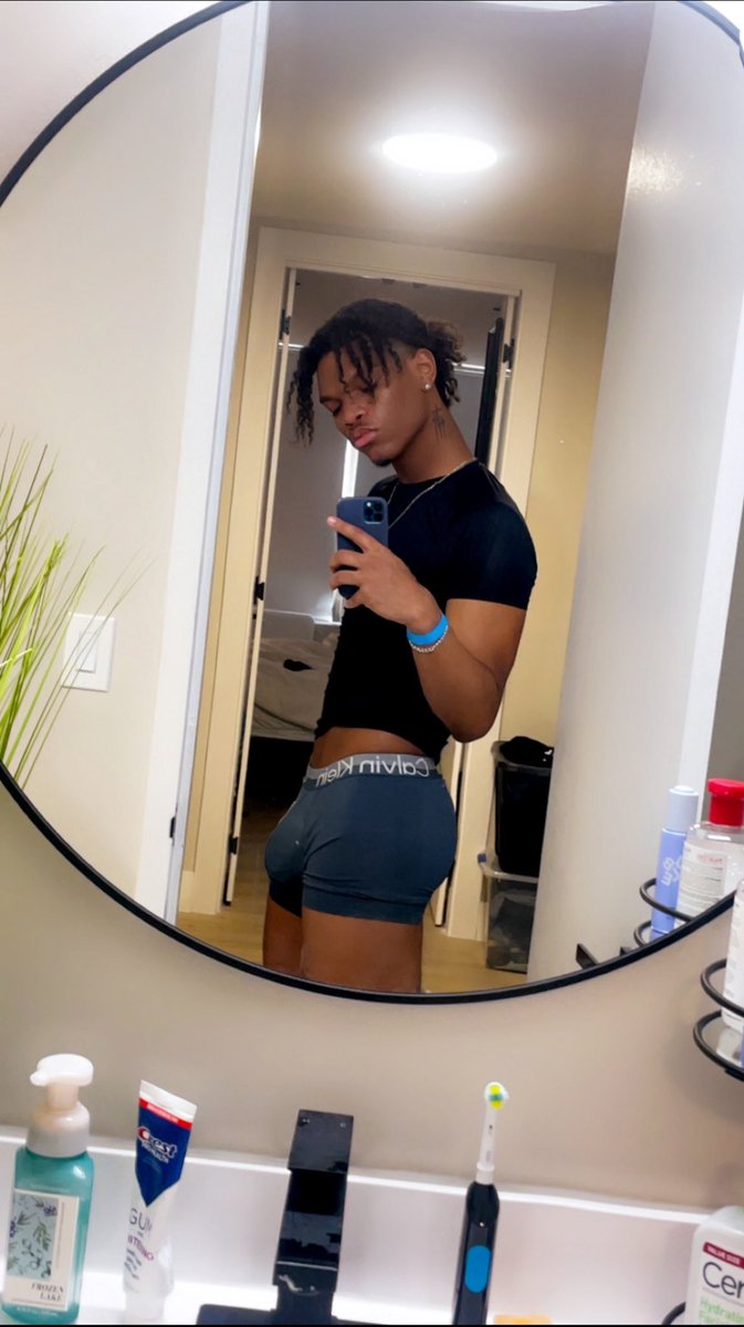 chris222crazy's tweet image. Ma shit getting kinda phat 🙃